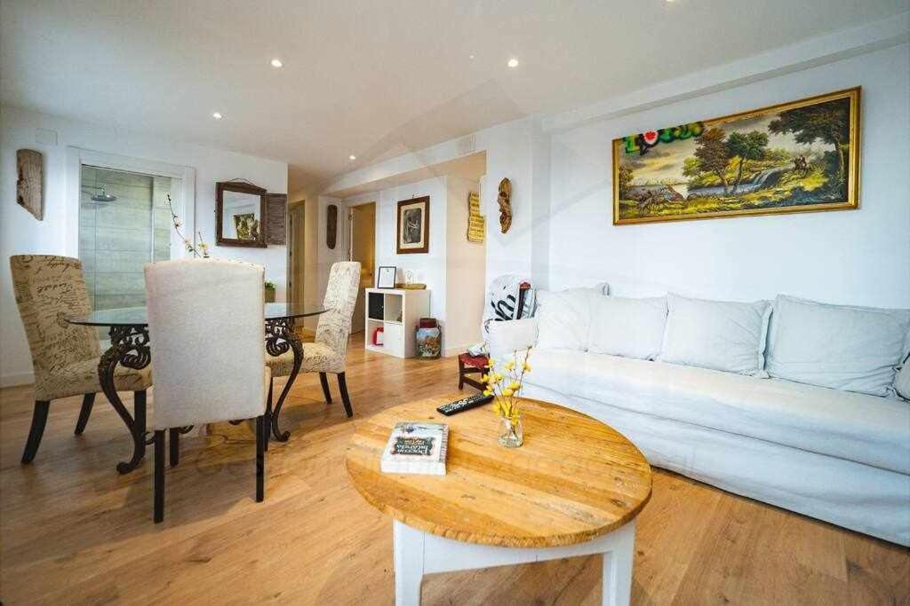 La Capilla Apartamento Oviedo Dış mekan fotoğraf