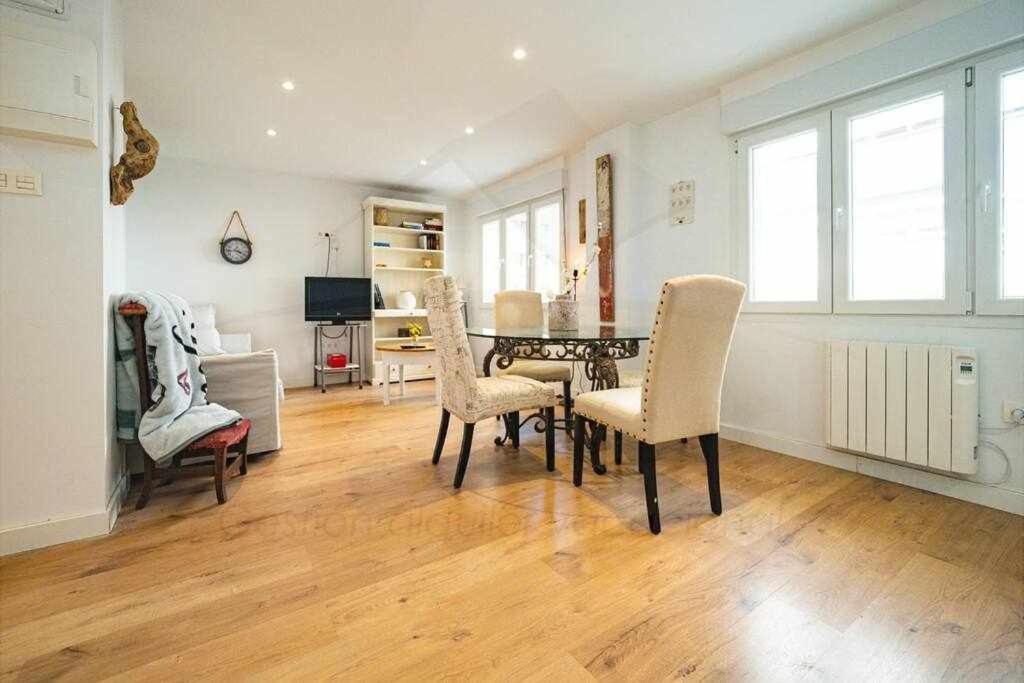 La Capilla Apartamento Oviedo Dış mekan fotoğraf